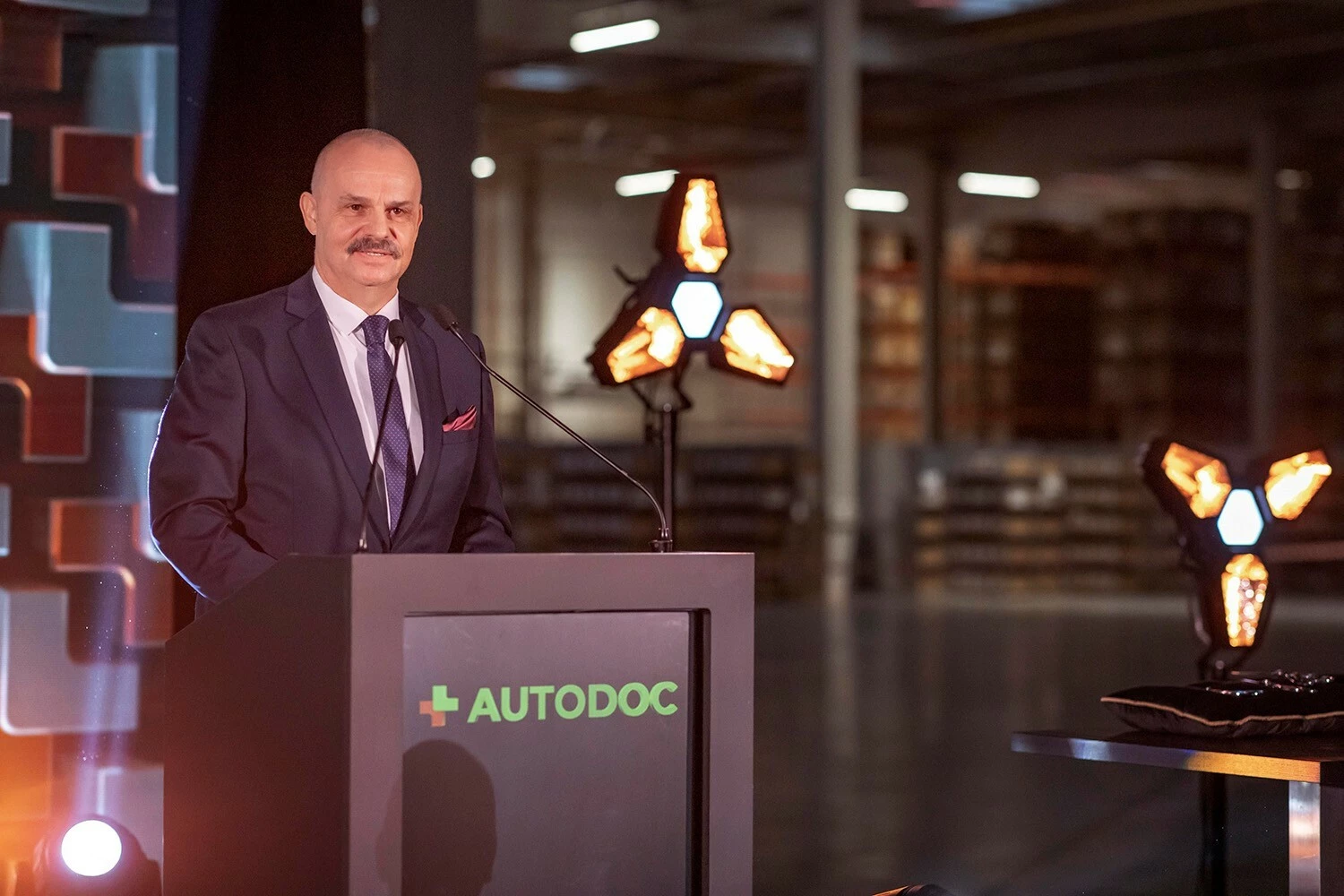 28c01ac2 1671460285058