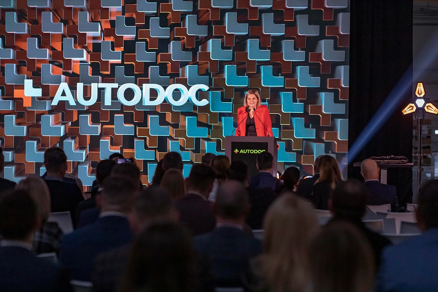 2cee9f78 1671460229795